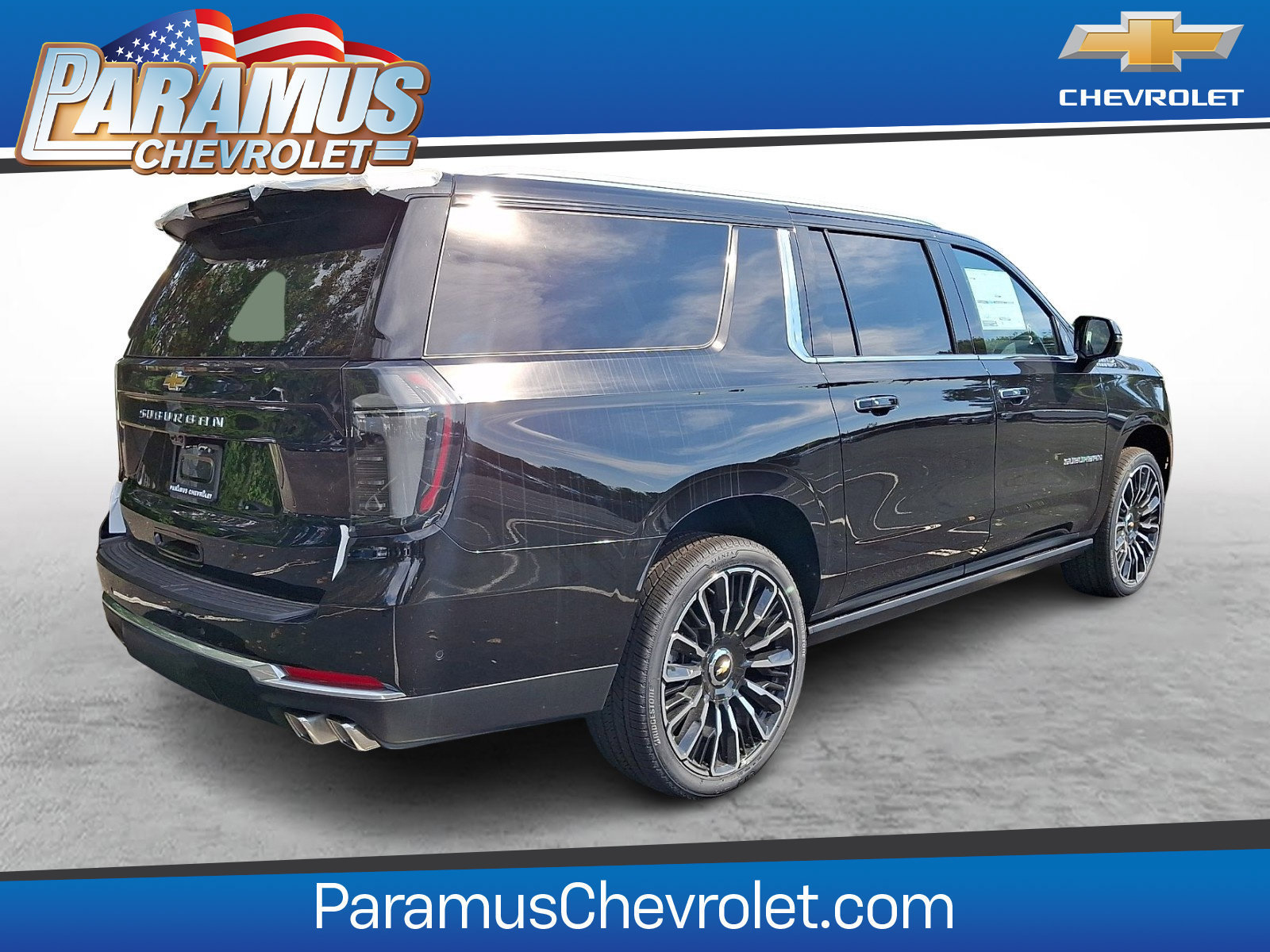 New 2026 Chevrolet Suburban High Country AWD/4WD image 4
