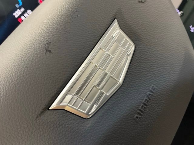 New 2026 Cadillac Vistiq Luxury w/ LPO, Floor Liner Package image 44