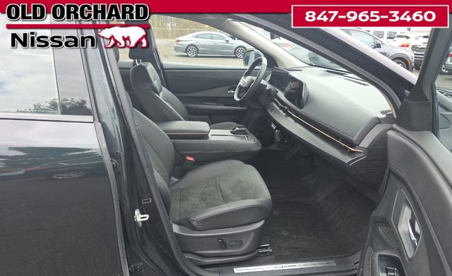 Used 2024 Nissan Ariya AWD image 8