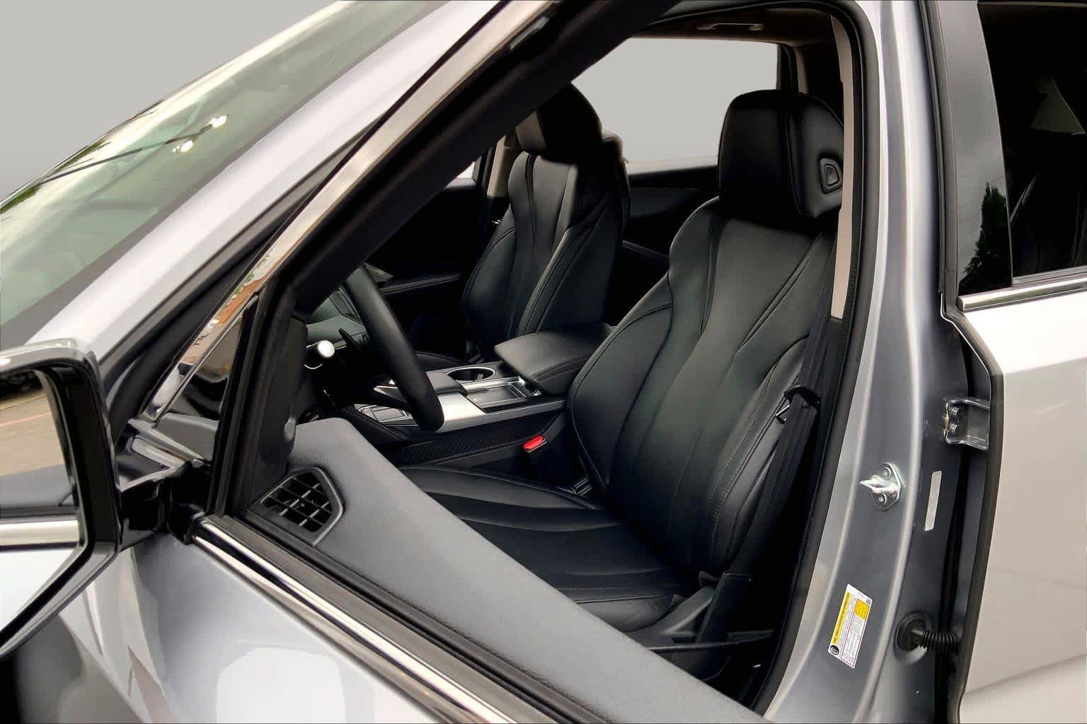 Used 2024 Acura MDX FWD image 8