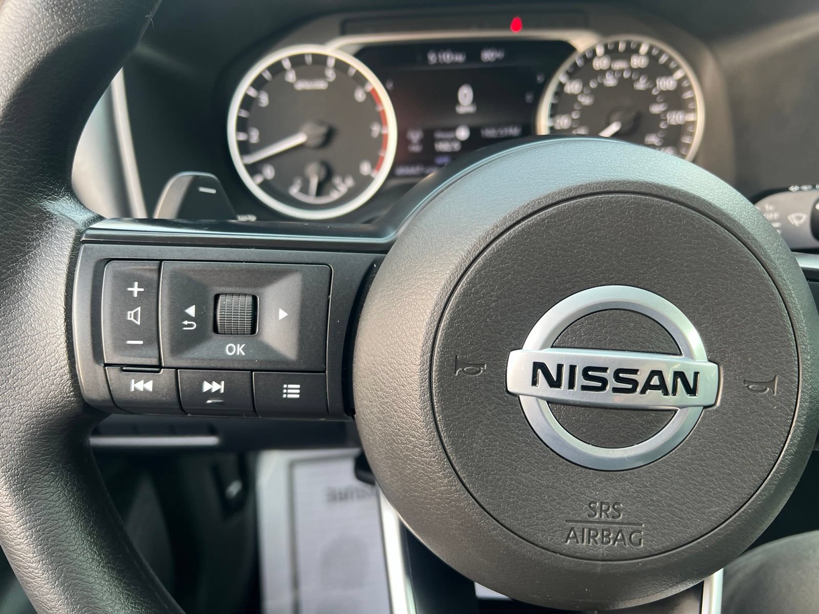 Used 2021 Nissan Rogue S AWD/4WD image 23