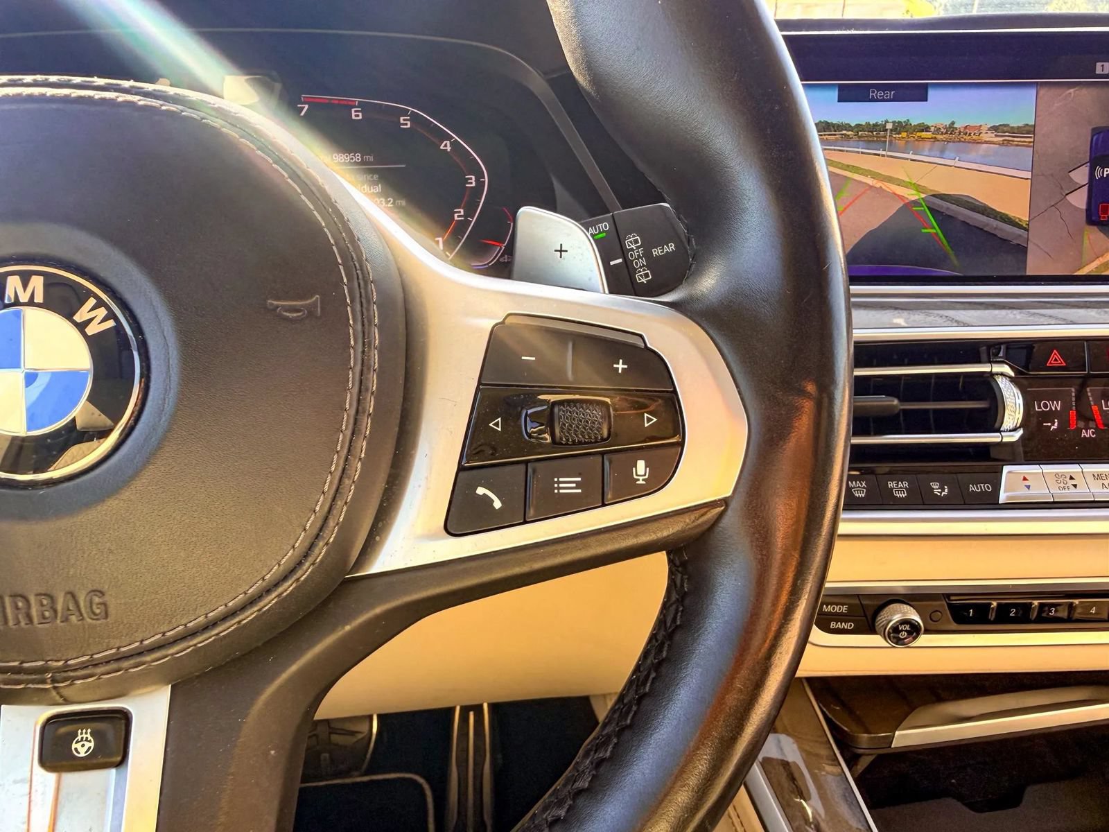 Used 2020 BMW X5 M50i w/ Executive Package AWD/4WD image 40