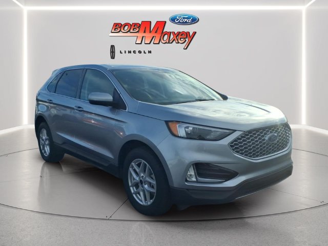 Used 2024 Ford Edge SEL w/ Convenience Package AWD/4WD image 3