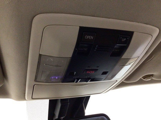 Used 2014 Lexus CT 200h FWD image 20