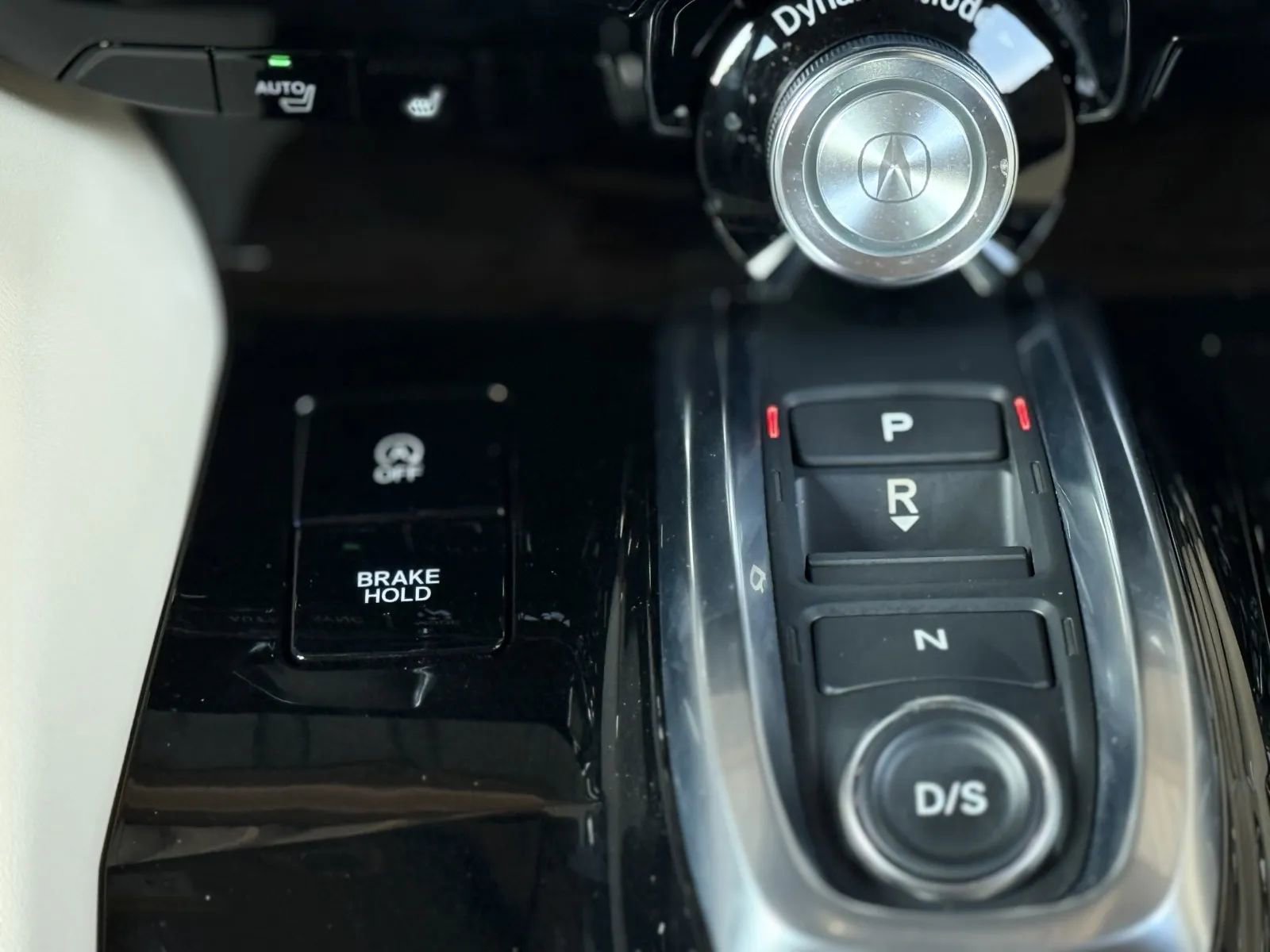 Used 2025 Acura MDX SH-AWD w/ Technology Package image 40