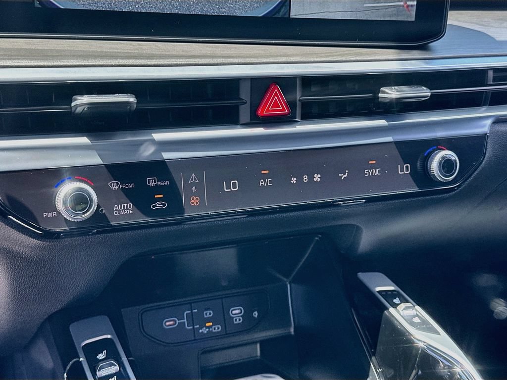 New 2026 Kia Sorento SX AWD/4WD image 16
