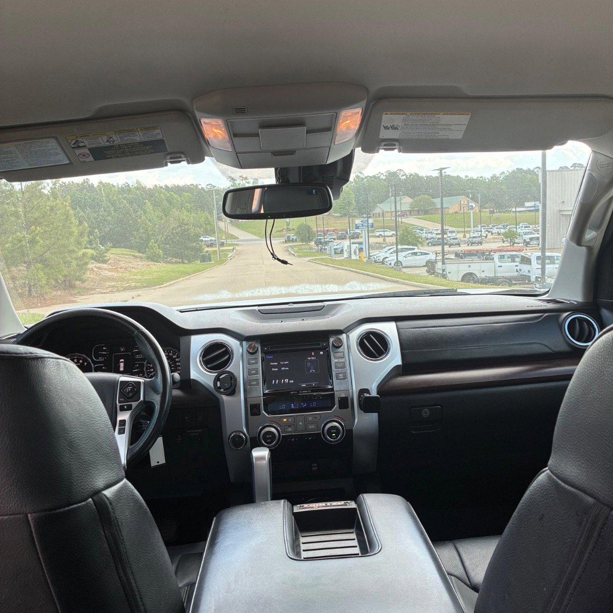 Used 2018 Toyota Tundra Limited image 24