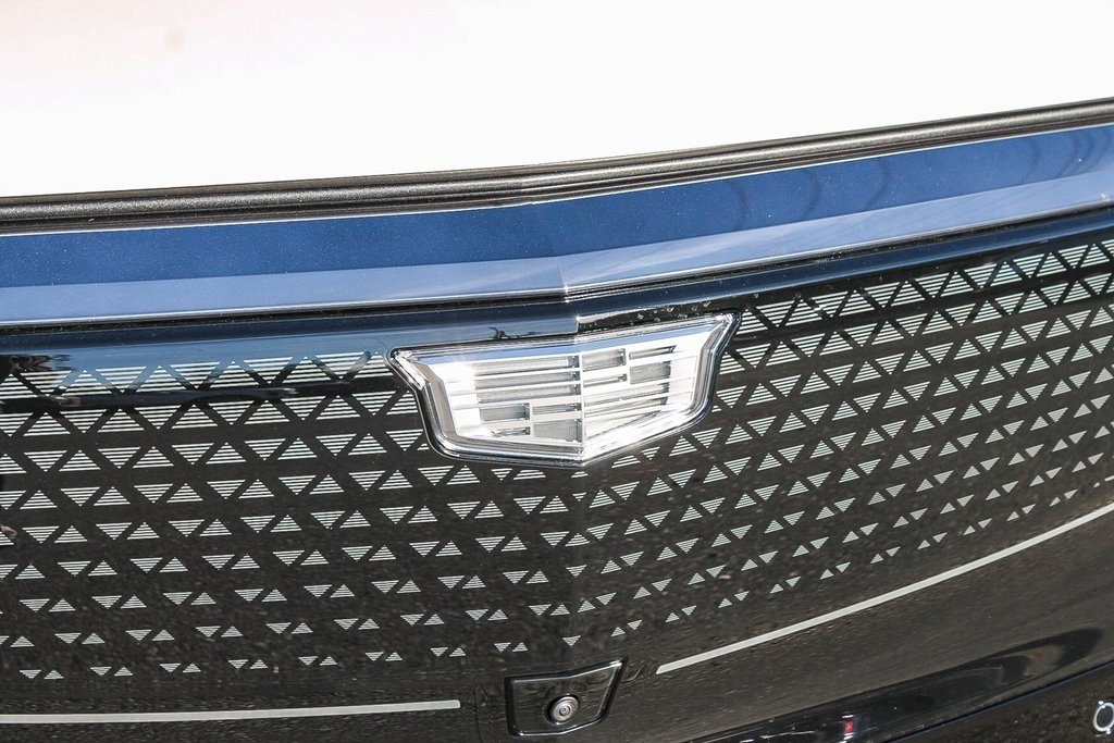 New 2025 Cadillac Lyriq Sport image 9