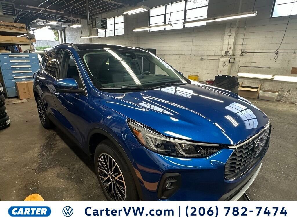 Used 2023 Ford Escape SE w/ PHEV Premium Package