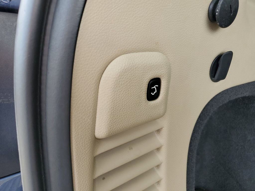 Used 2020 Jeep Grand Cherokee Limited w/ Premium Lighting Group image 32