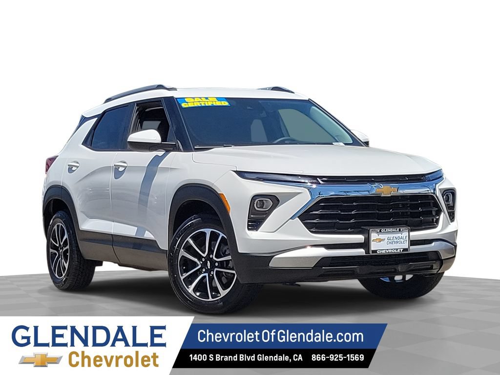 Used 2025 Chevrolet TrailBlazer LT FWD image 1