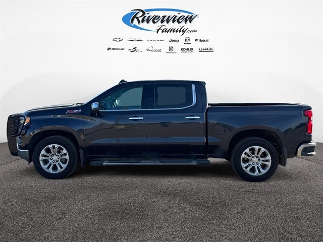 Used 2022 Chevrolet Silverado 1500 LTZ w/ LTZ Premium Package image 2