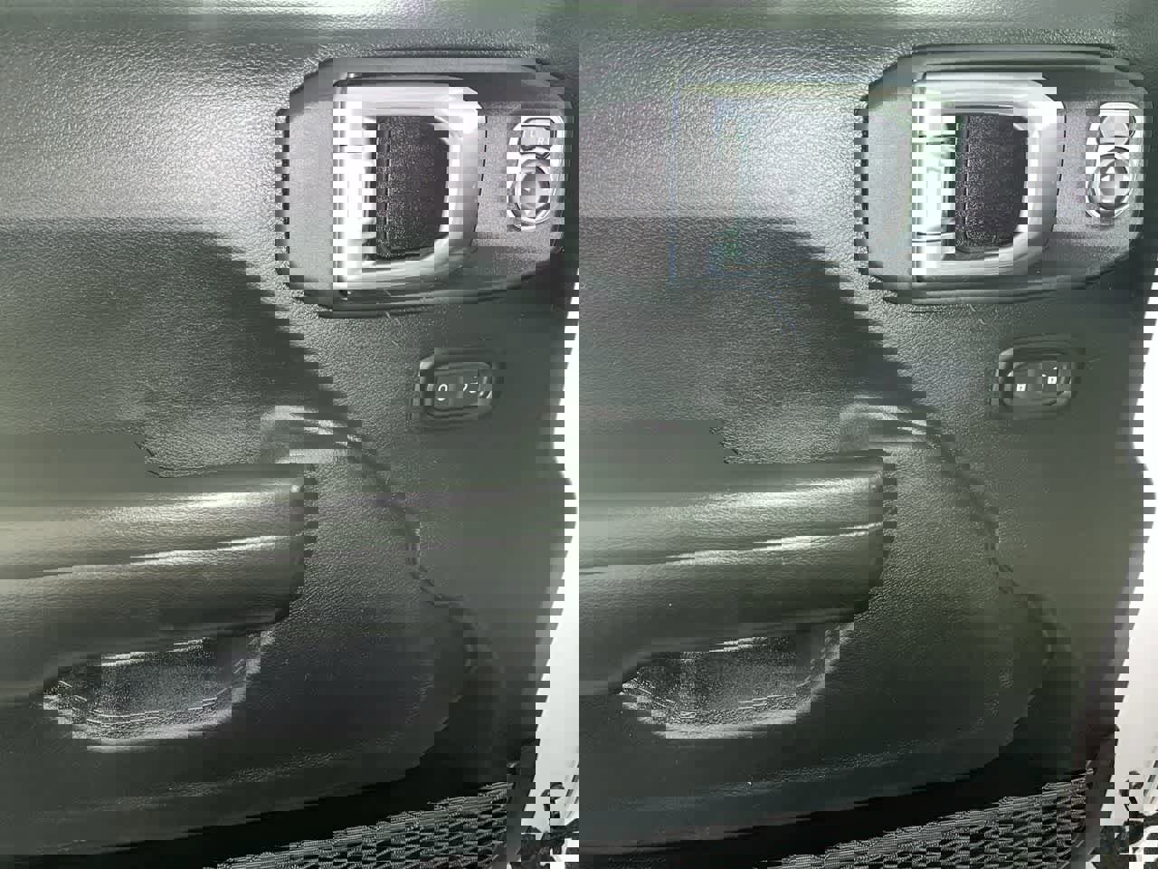 Used 2021 Jeep Gladiator Rubicon image 13