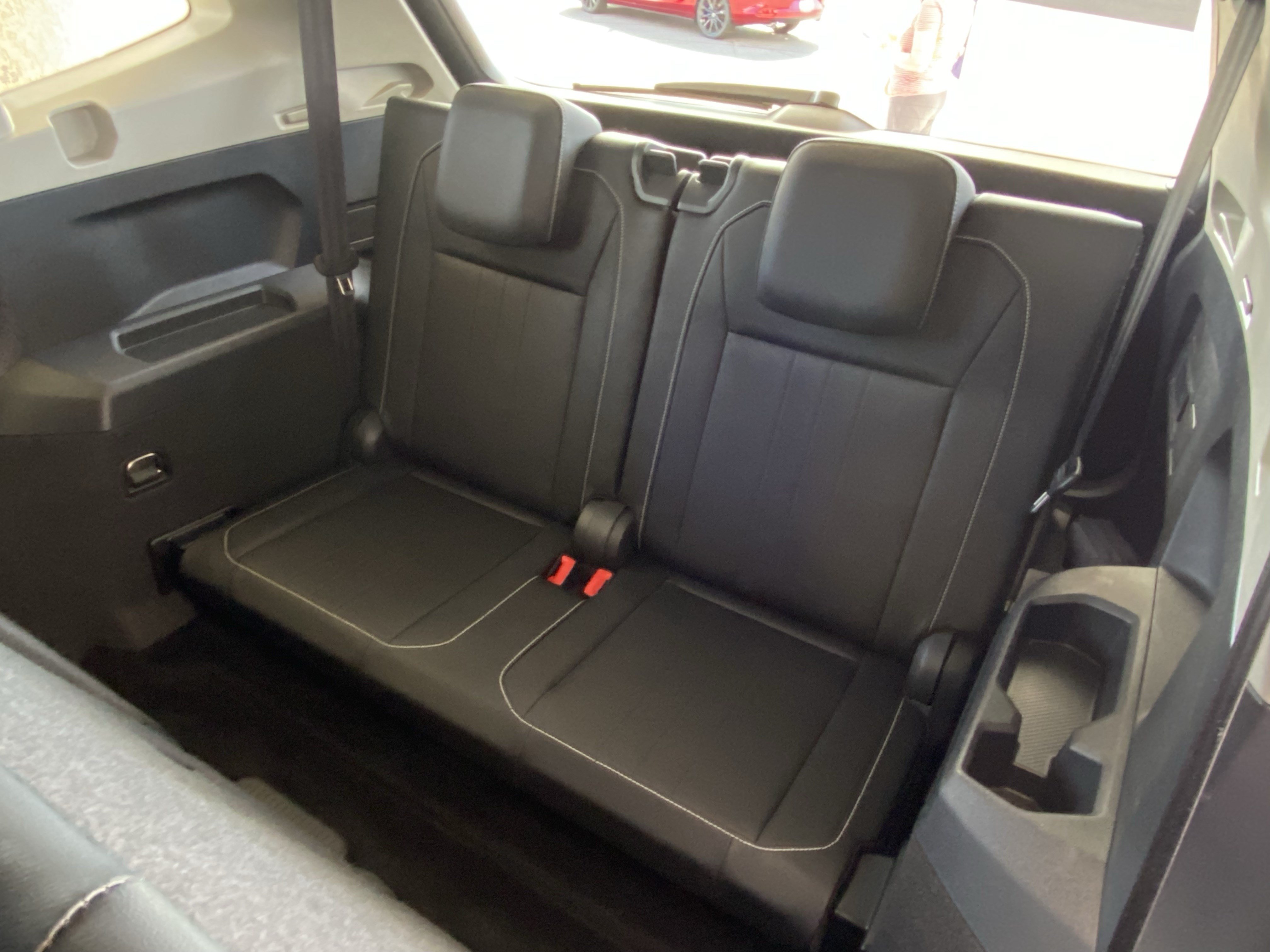 Certified 2023 Volkswagen Tiguan SE FWD image 35