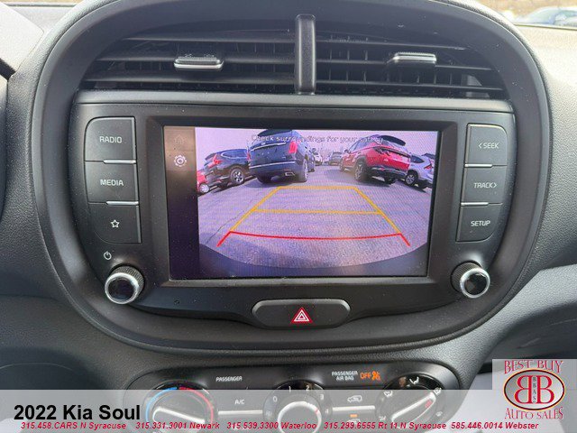 Used 2022 Kia Soul LX w/ Technology Package FWD image 15