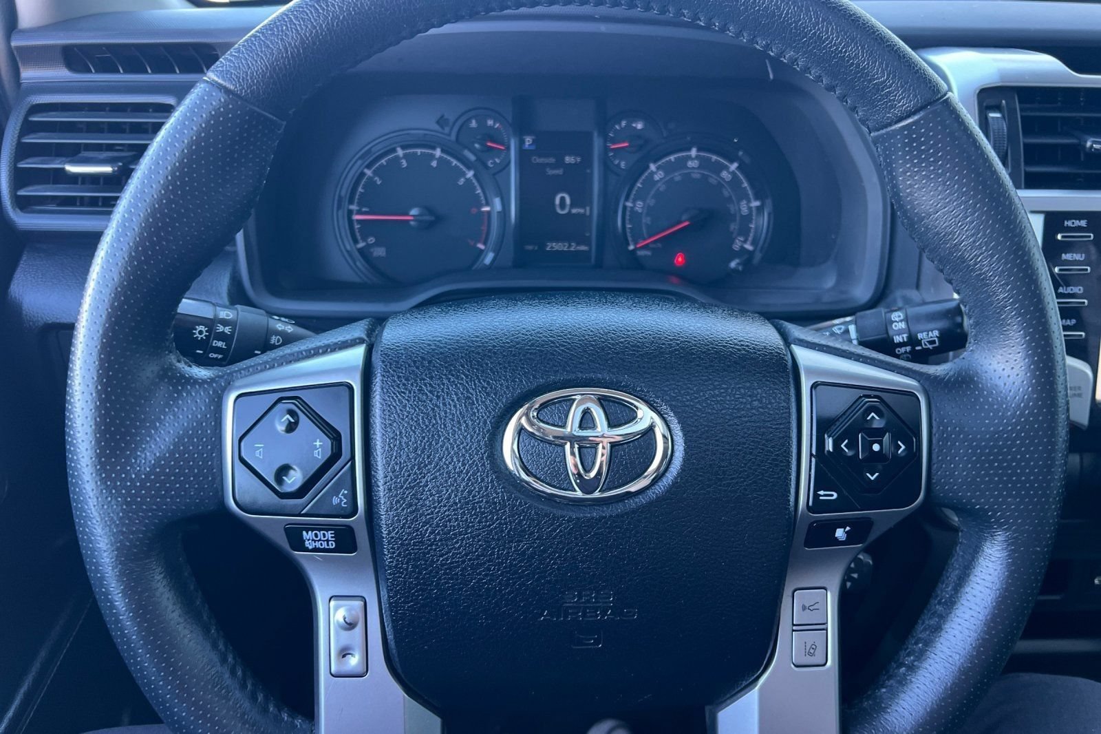 Used 2021 Toyota 4Runner SR5 Premium w/ Moonroof Package AWD/4WD image 25