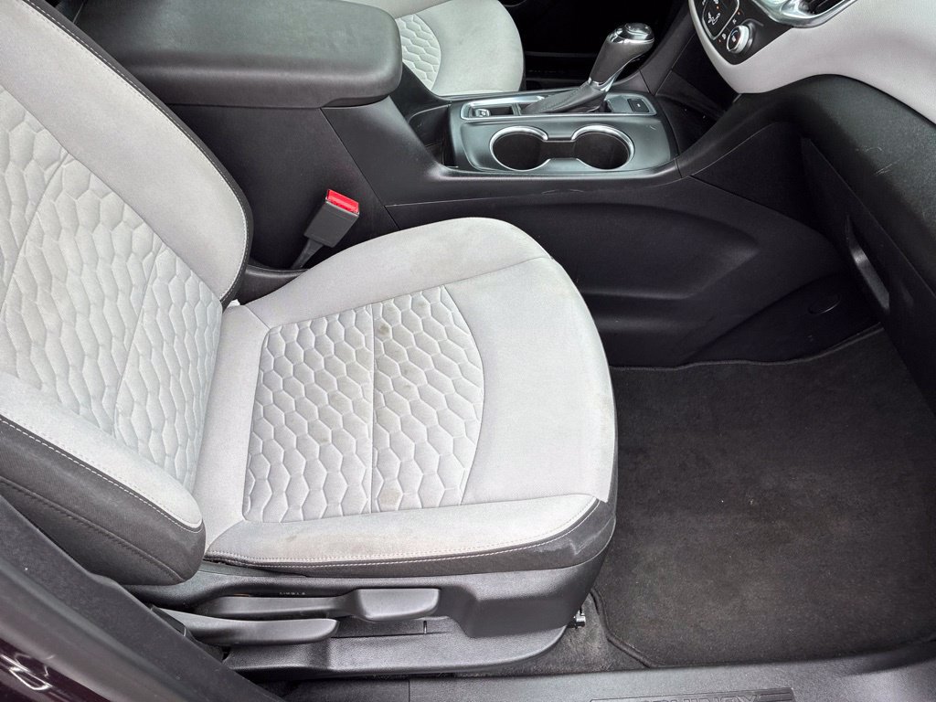 Used 2019 Chevrolet Equinox LS AWD/4WD image 41