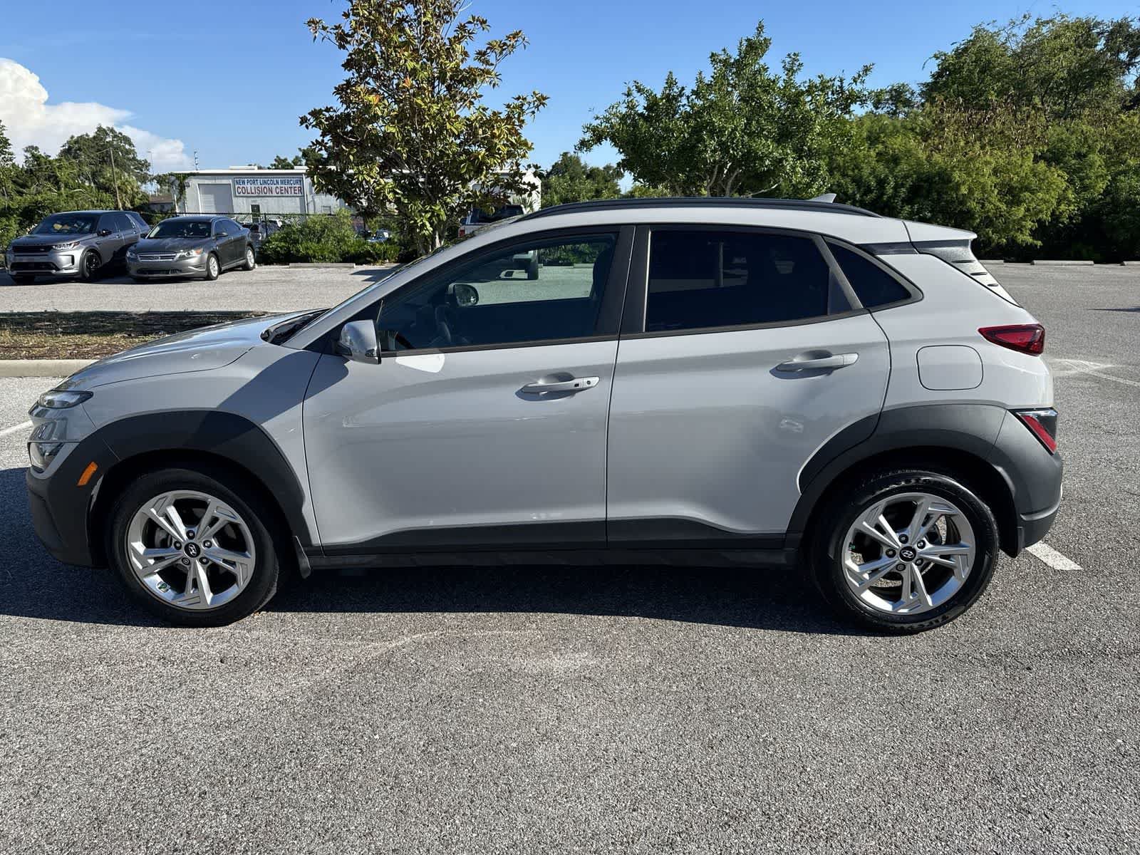 Used 2022 Hyundai Kona SEL FWD image 11