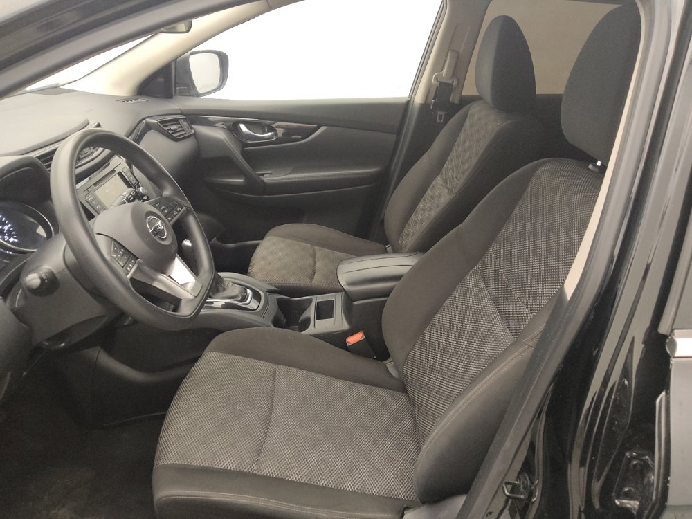 Used 2020 Nissan Rogue Sport SV FWD image 17