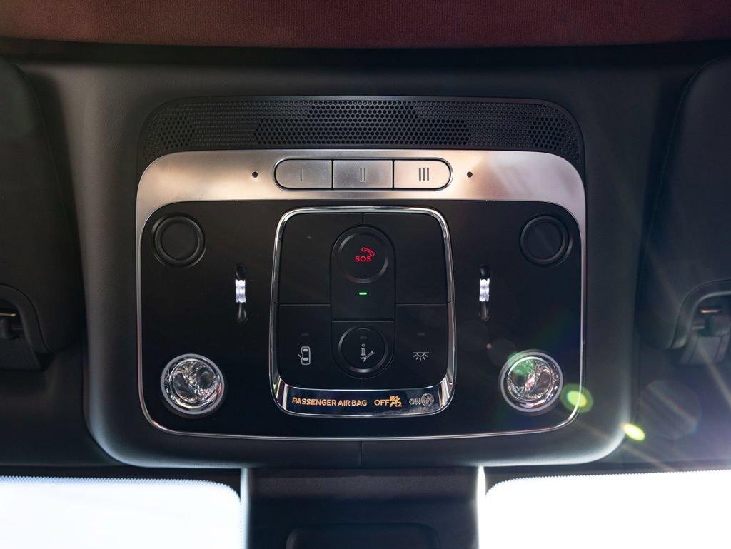 Certified 2023 Bentley Continental GT V8 AWD/4WD image 45