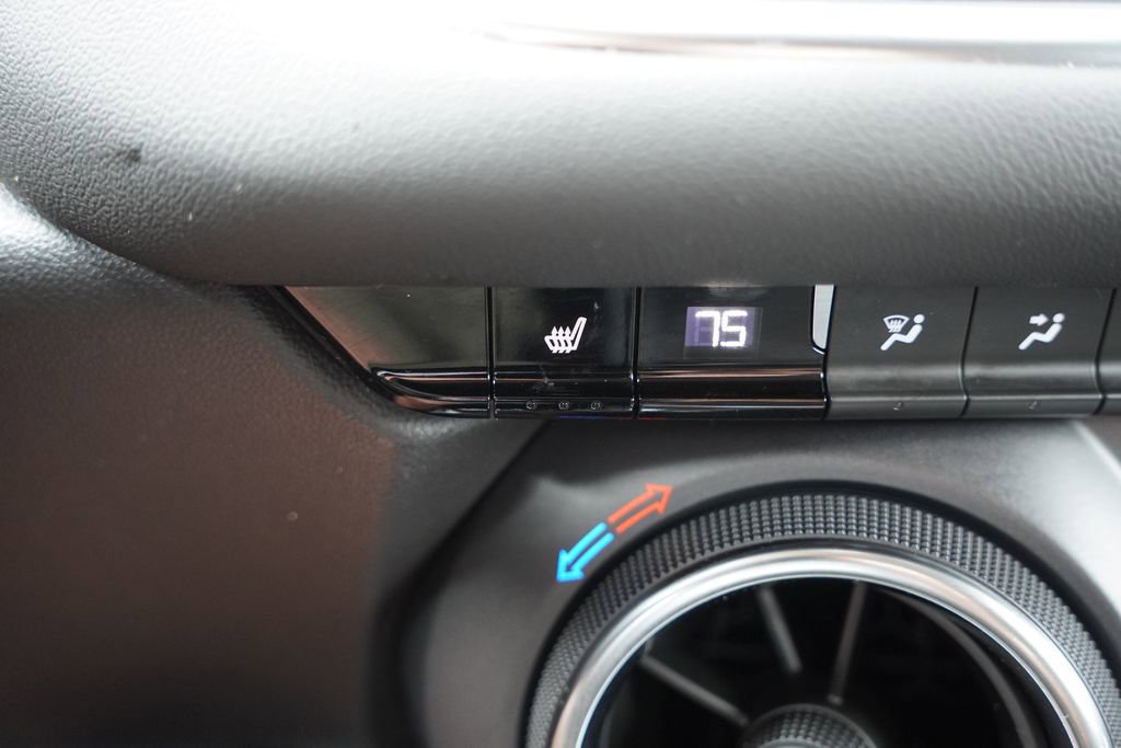 Certified 2024 Chevrolet Blazer LT w/ Convenience Package image 27
