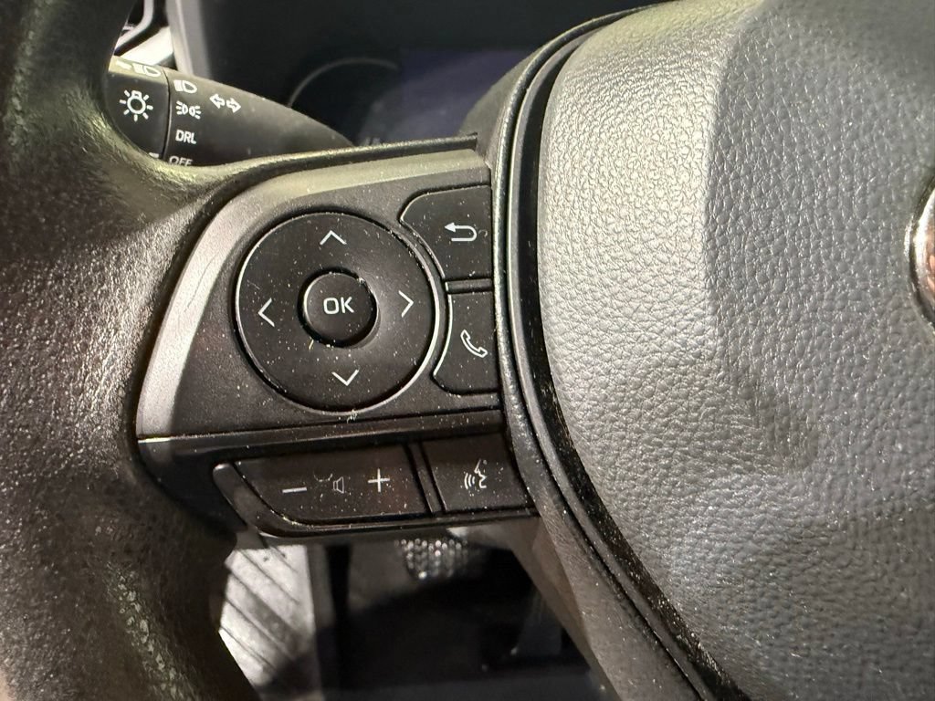 Certified 2023 Toyota RAV4 LE AWD/4WD image 24