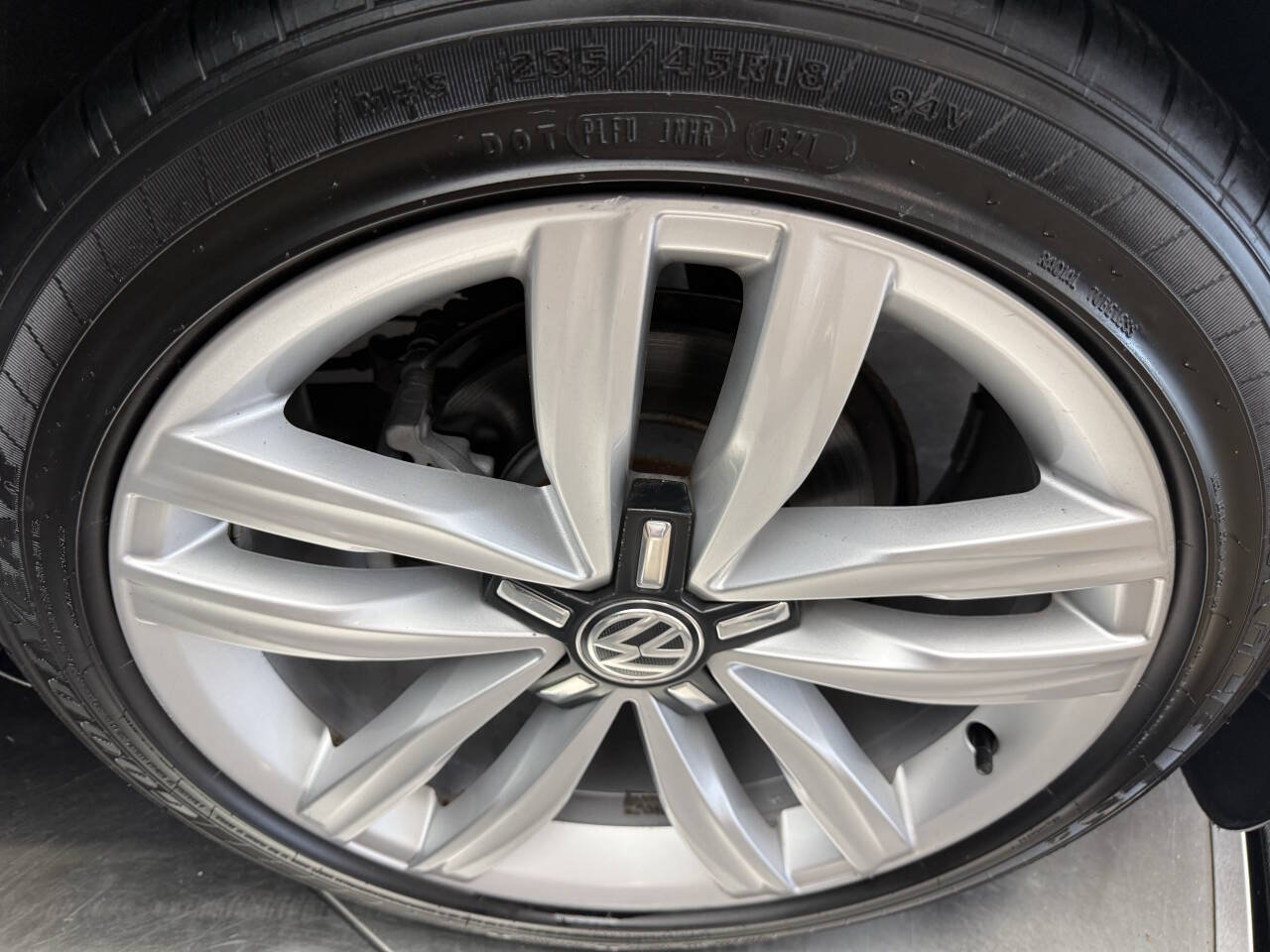 Used 2016 Volkswagen Passat 1.8T FWD image 24
