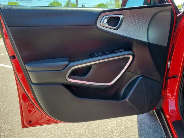 Used 2024 Kia Soul LX w/ Option Group 015 image 15