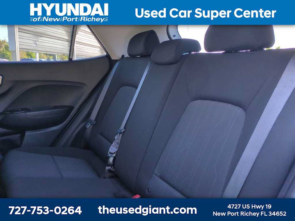 Used 2026 Hyundai Venue SE FWD image 14