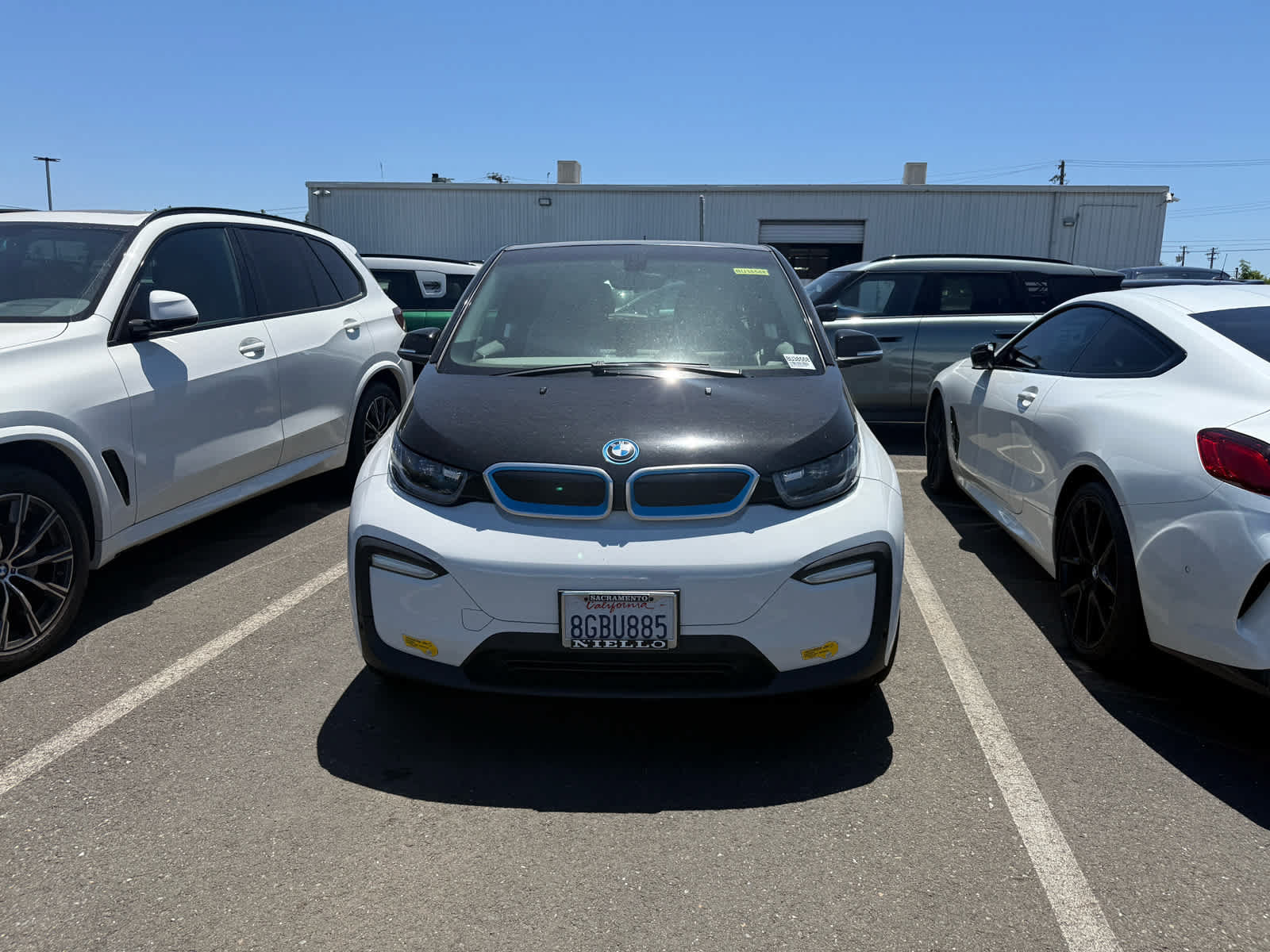 Used 2018 BMW i3 RWD image 2
