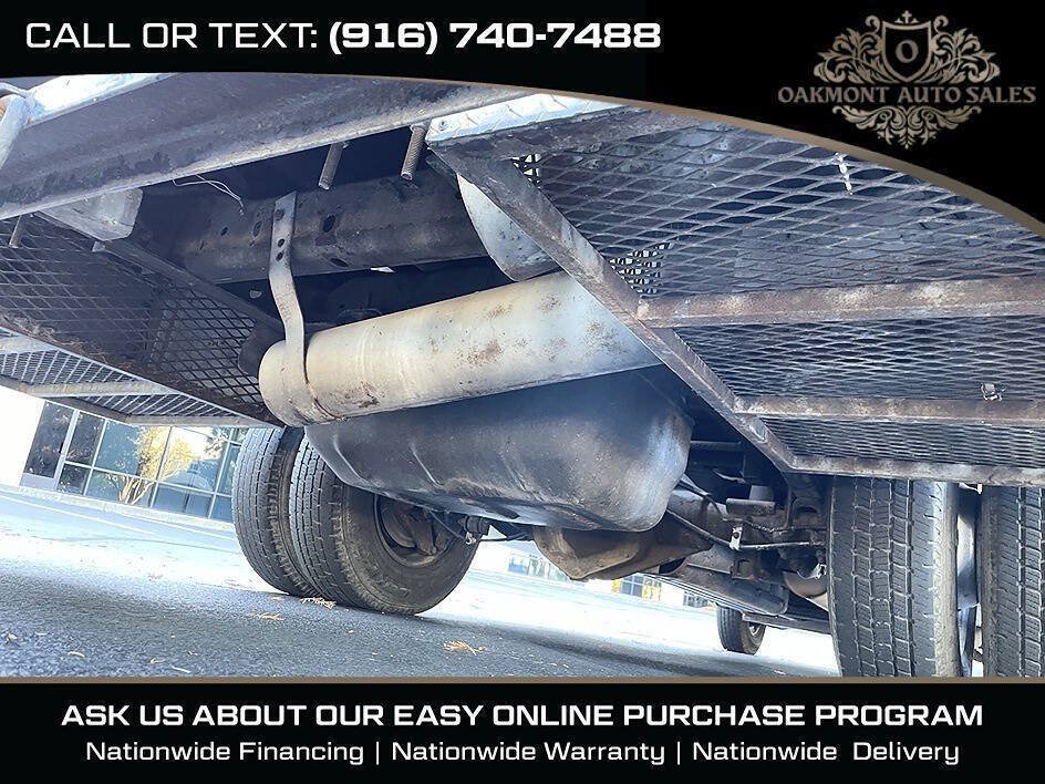 Used 2007 Chevrolet Silverado 3500 2WD Regular Cab w/ Heavy-Duty Power Package image 14
