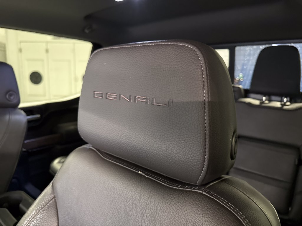 Used 2021 GMC Sierra 1500 Denali w/ Driver Alert Package II AWD/4WD image 29