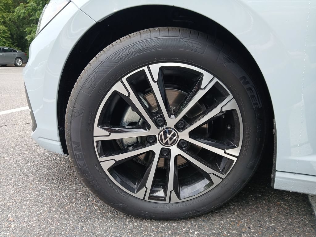 New 2026 Volkswagen Jetta Sport FWD image 25