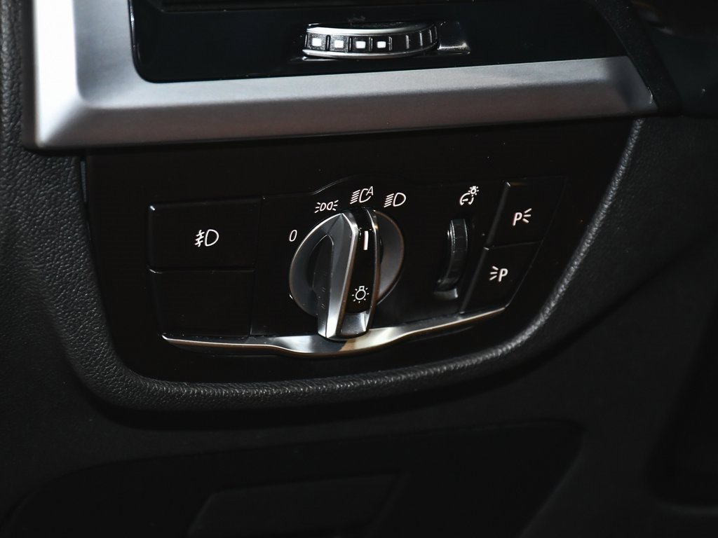 Used 2019 BMW X4 M40i image 19