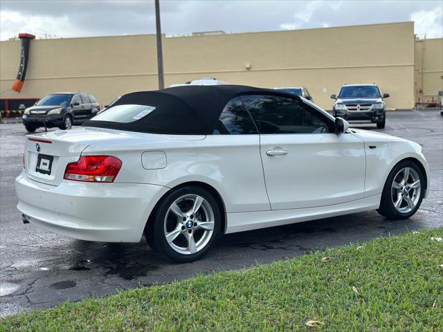 Used 2012 BMW 128i Convertible image 8