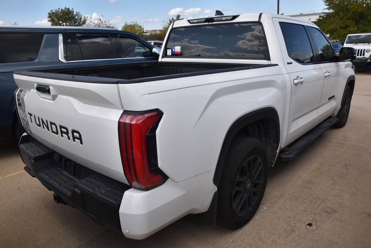 Used 2025 Toyota Tundra Limited RWD image 5