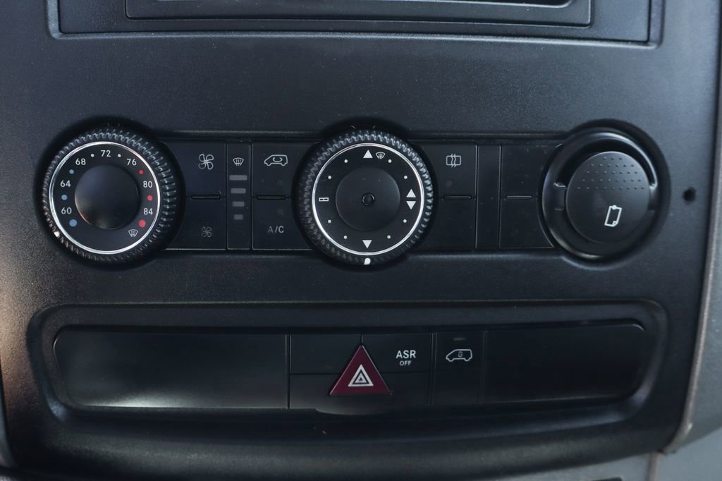 Used 2018 Mercedes-Benz Sprinter 3500 image 34