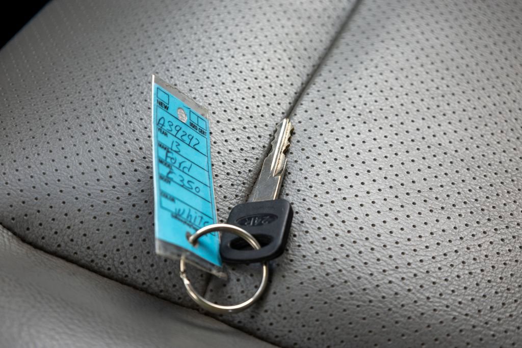 Used 2013 Ford E-250 and Econoline 250 Extended w/ PWR Group image 24