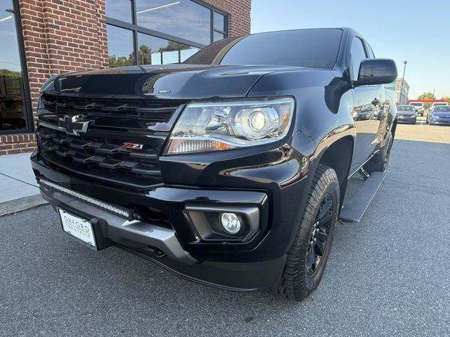 Used 2021 Chevrolet Colorado Z71 w/ Z71 Midnight Edition AWD/4WD image 11
