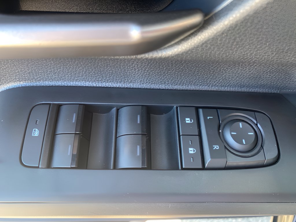 Used 2026 Toyota Tacoma TRD Off-Road AWD/4WD image 11