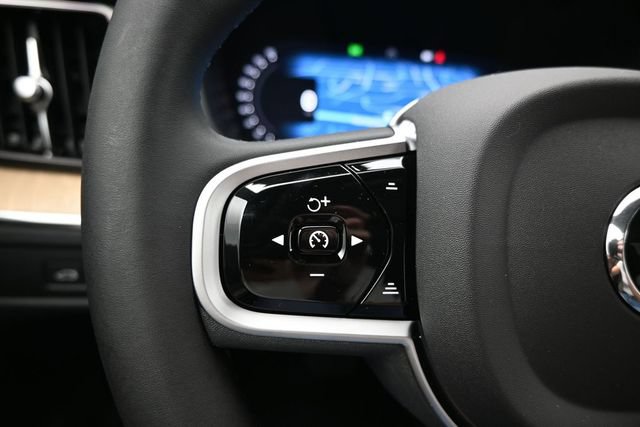 New 2026 Volvo XC60 T8 Plus w/ Protection Package Premier AWD/4WD image 27