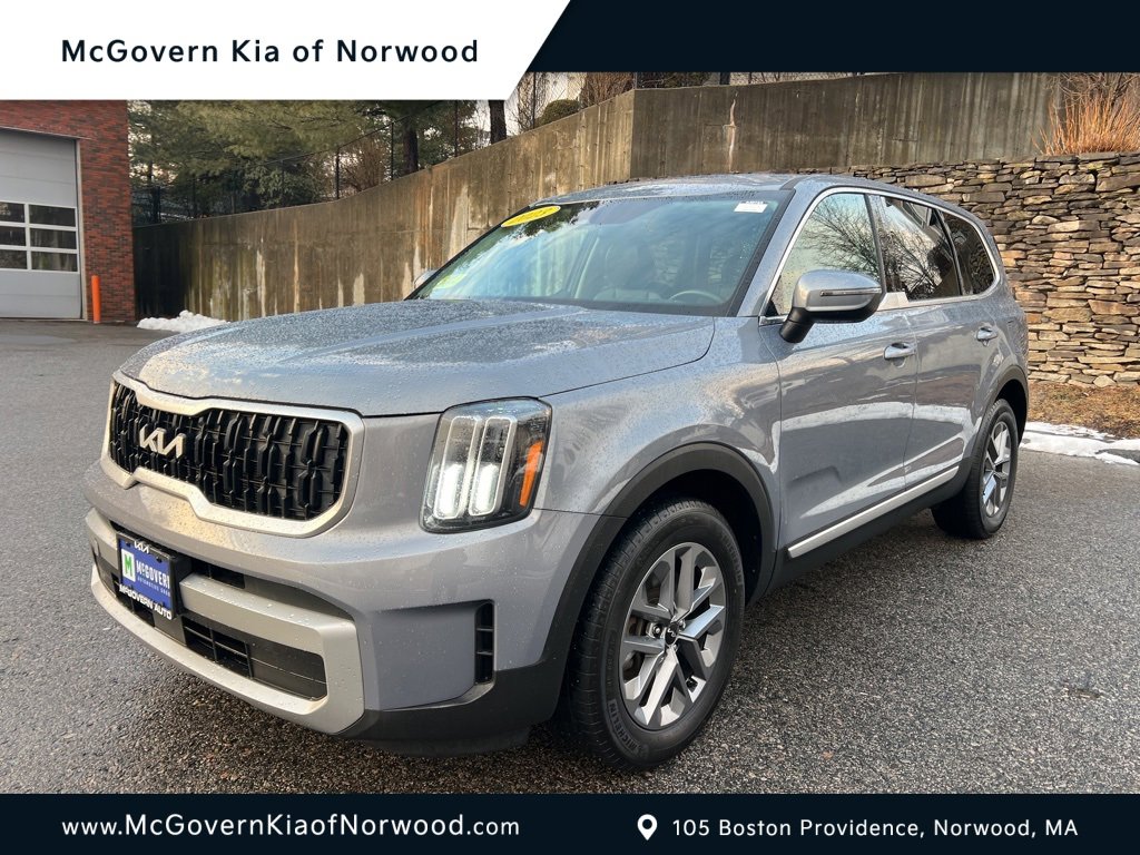Used 2023 Kia Telluride LX image 1