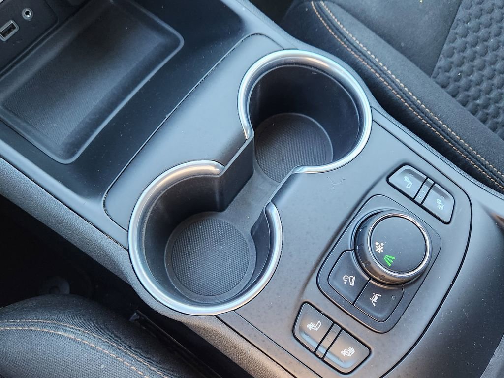 Used 2020 GMC Terrain SLE w/ Driver Convenience Package image 19