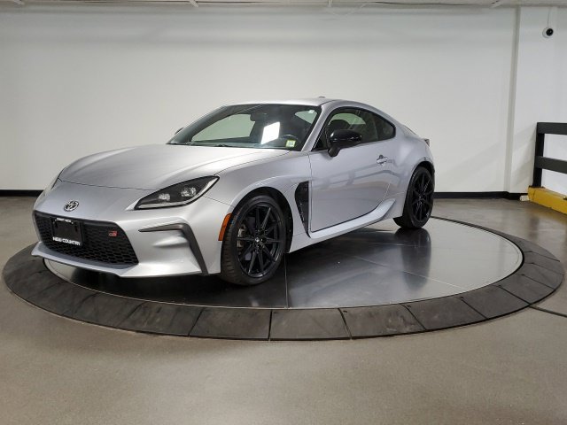 Used 2023 Toyota GR86 Premium w/ ALL Weather Mat Package (TMS) RWD image 5