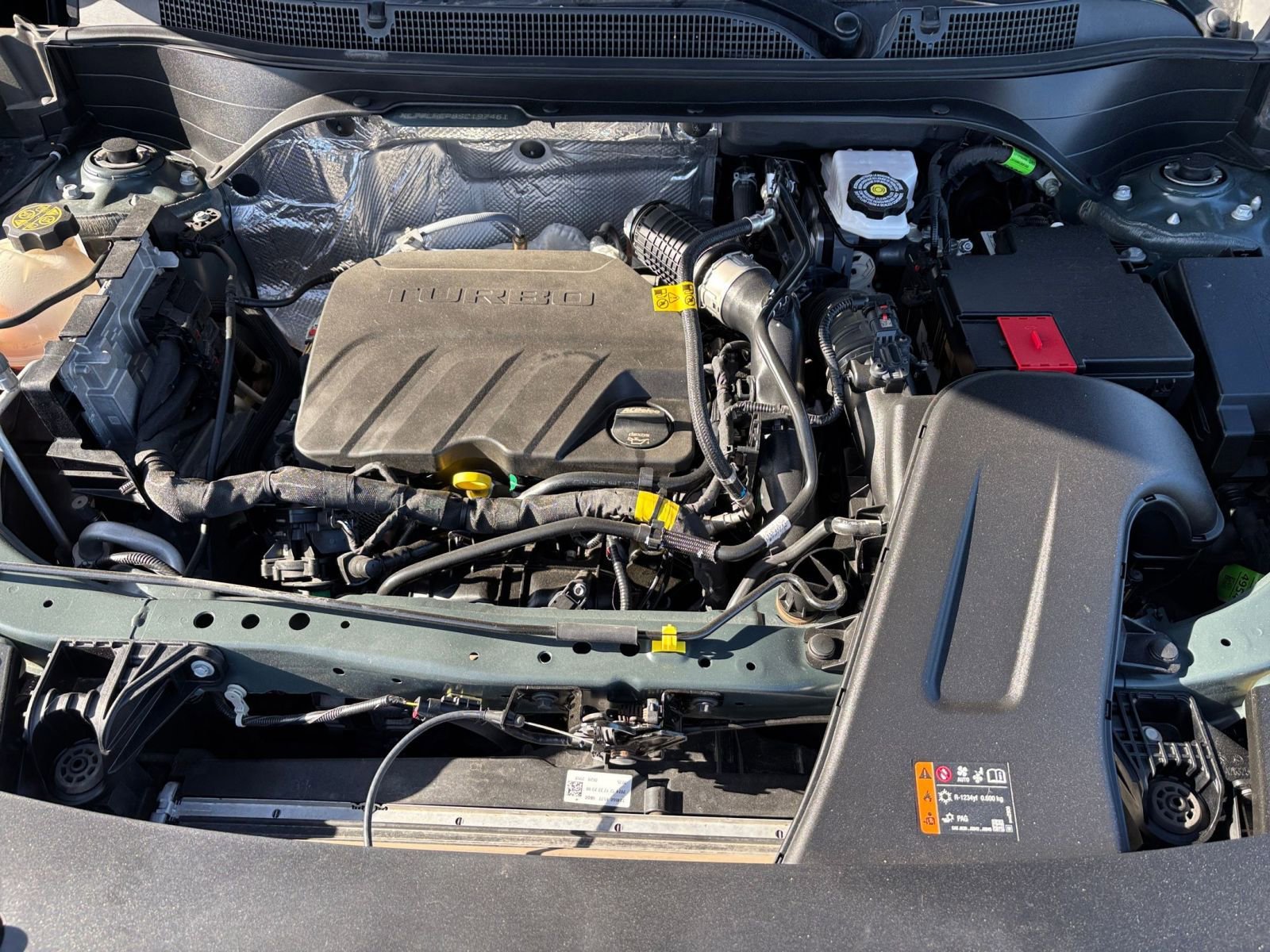 Used 2025 Chevrolet Trax LT FWD image 31