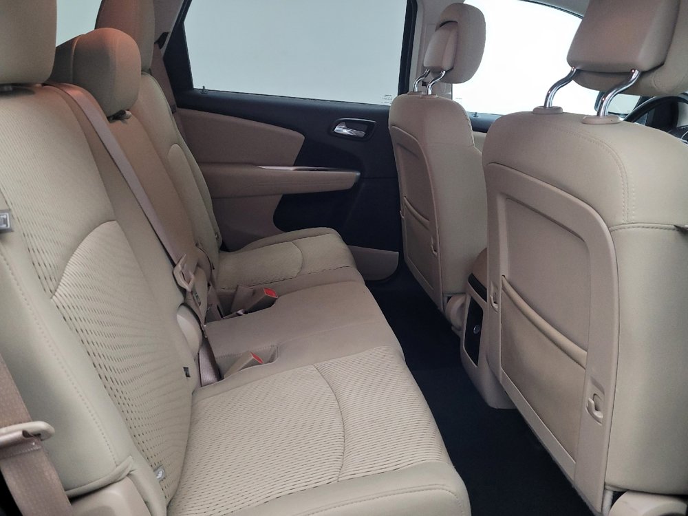 Used 2020 Dodge Journey SE w/ SE Popular Equipment Group image 19
