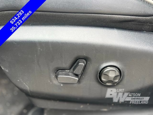 Used 2025 Chrysler Pacifica Limited FWD image 14