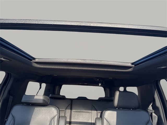 Used 2022 GMC Yukon XL Denali image 14