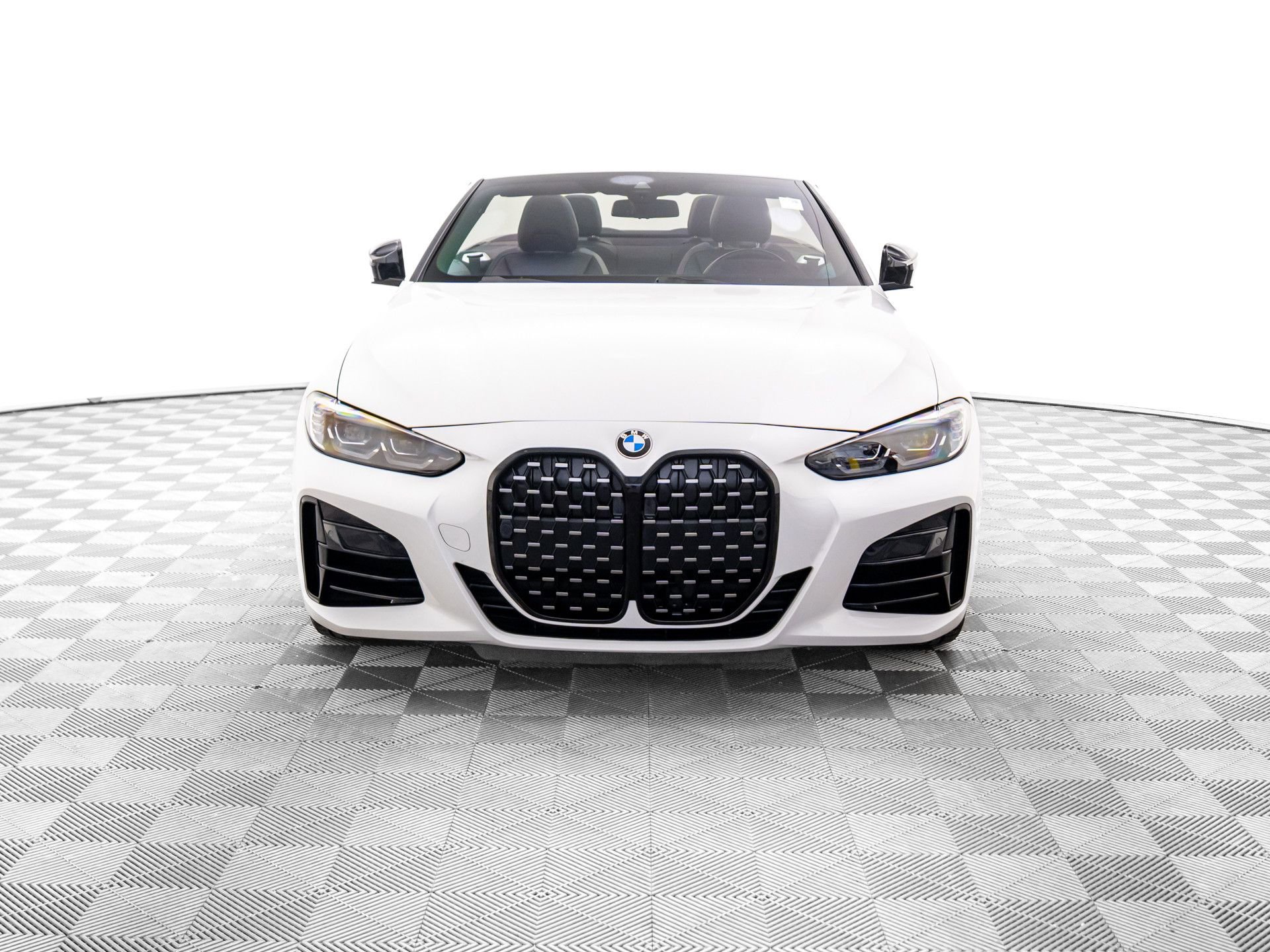 Used 2021 BMW M440i Convertible w/ Premium Package video 2