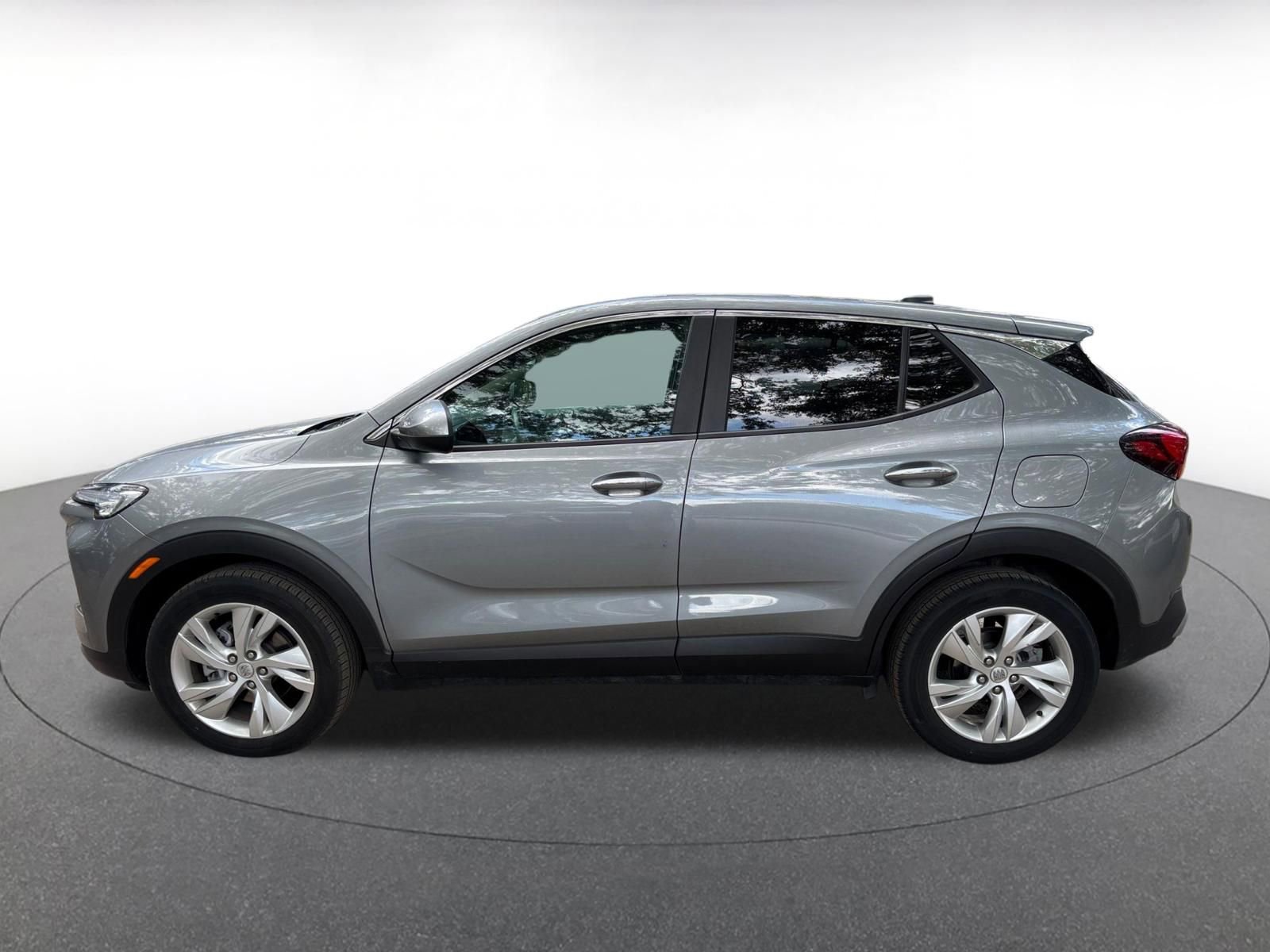 Used 2025 Buick Encore GX Preferred FWD image 8